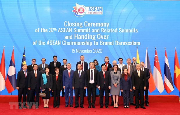 ASEAN Summit in Laos Spurs Regional Development