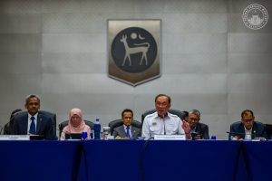 Anwar Ibrahim’s Pay Cut Proposal: Lip Service or Genuine Gesture?